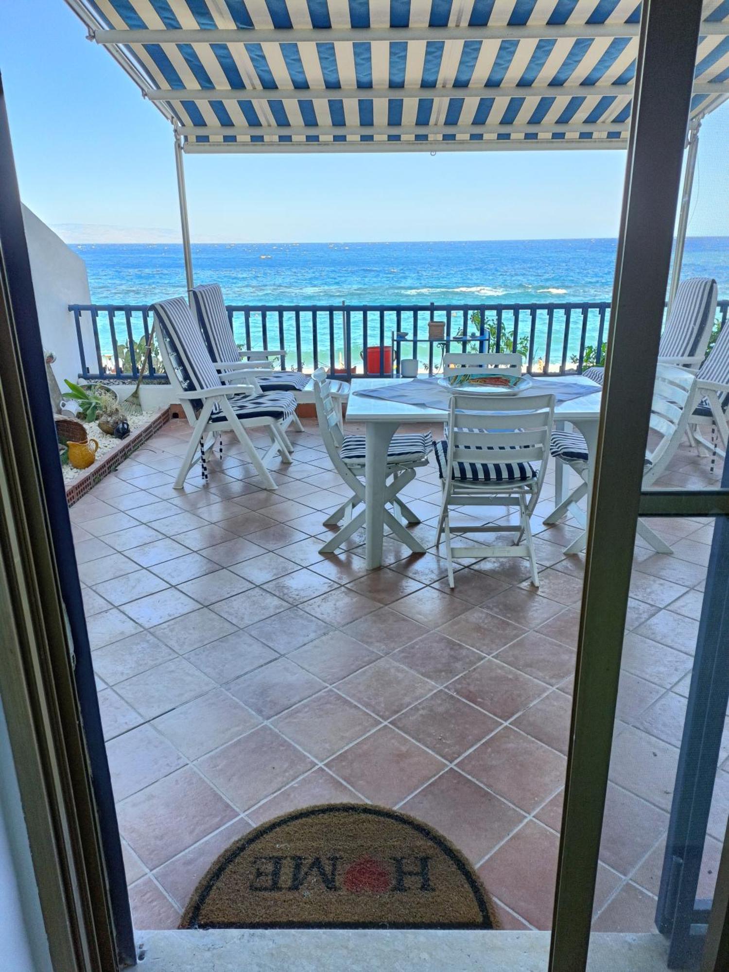 Casa Vacanze Margarita Sant'Alessio Siculo Bagian luar foto