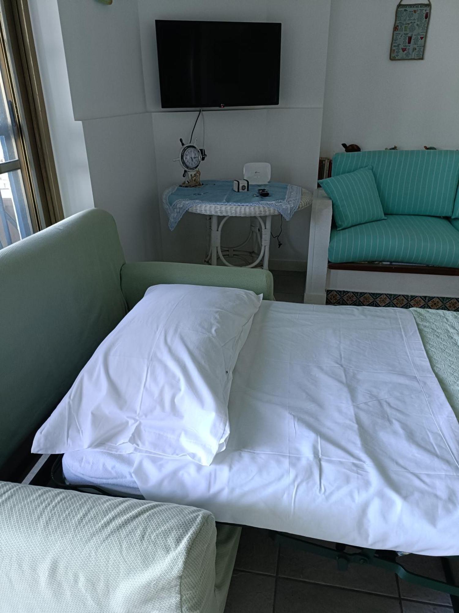 Casa Vacanze Margarita Sant'Alessio Siculo Bagian luar foto