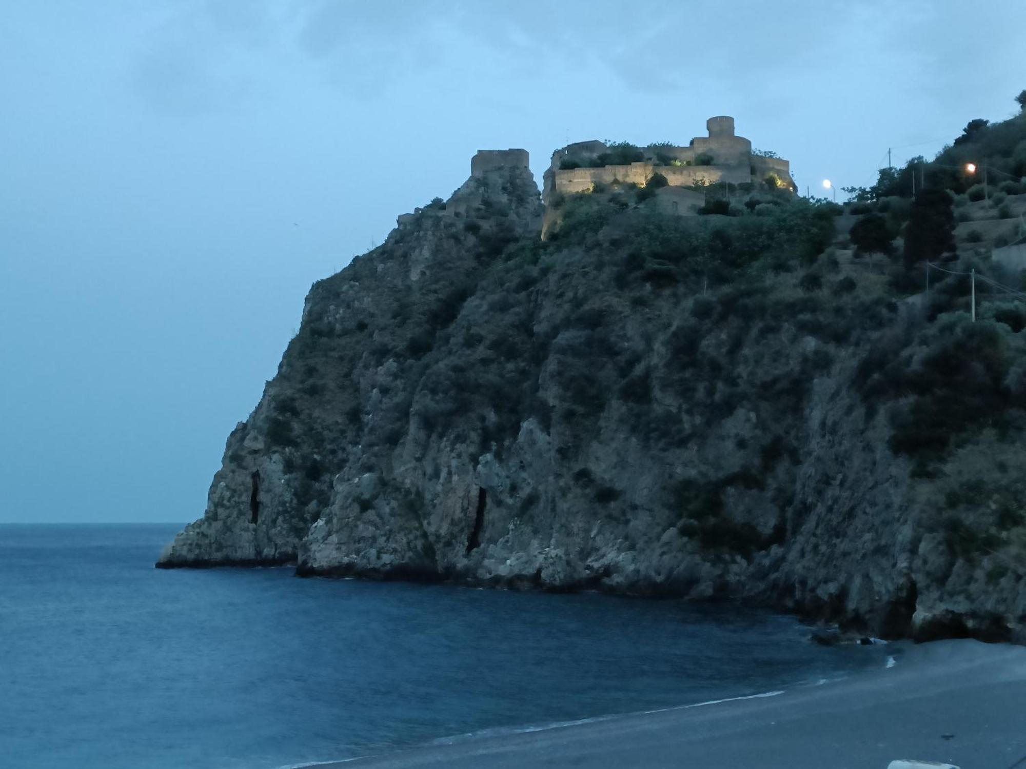 Casa Vacanze Margarita Sant'Alessio Siculo Bagian luar foto
